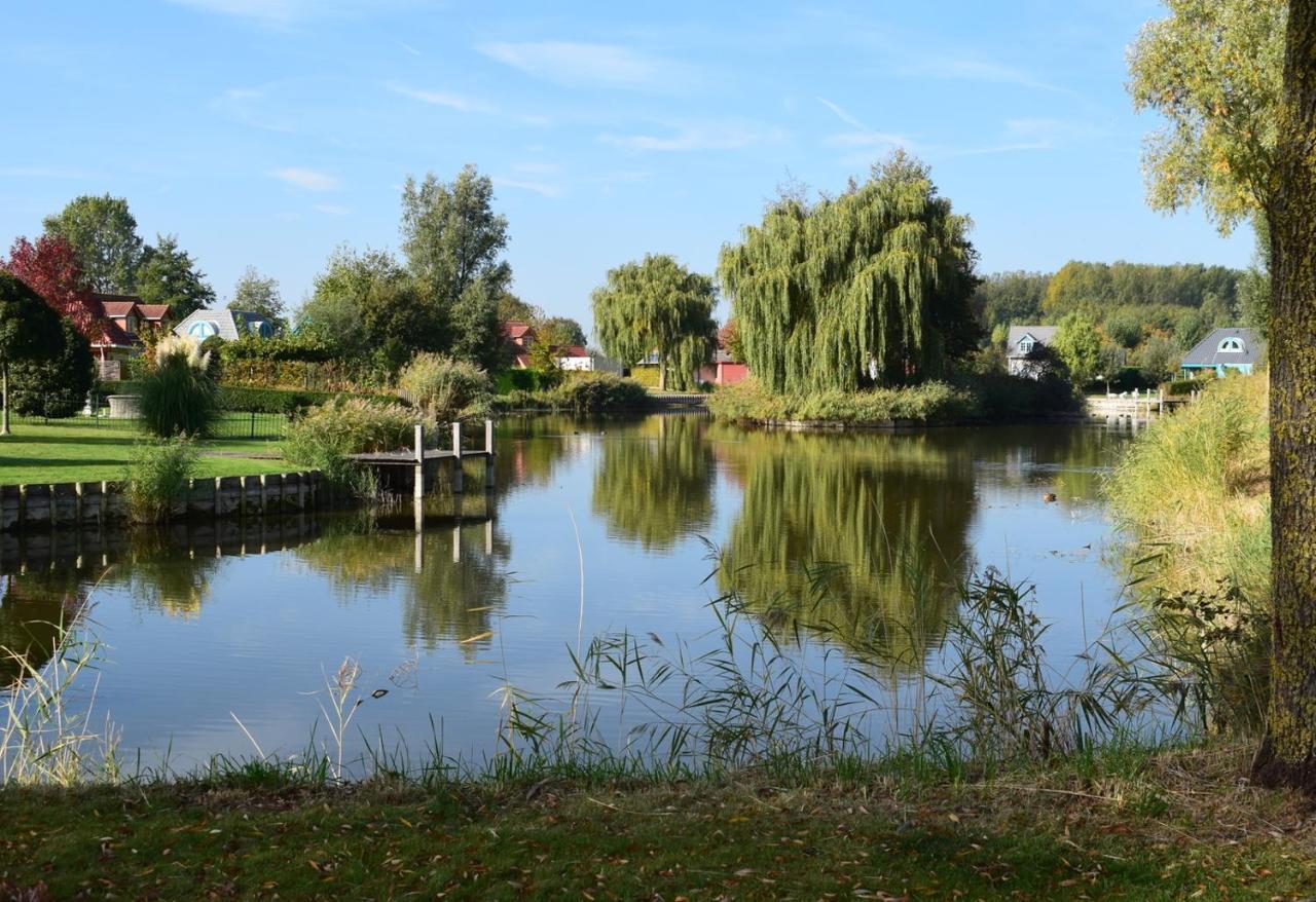 Frejus 132 - Kustpark Village Scaldia Hoofdplaat Buitenkant foto